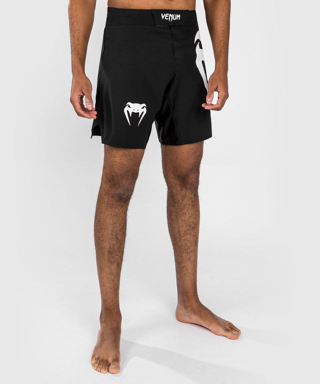 Venum MMA-shorts Light 5.0 – Sort/Hvid