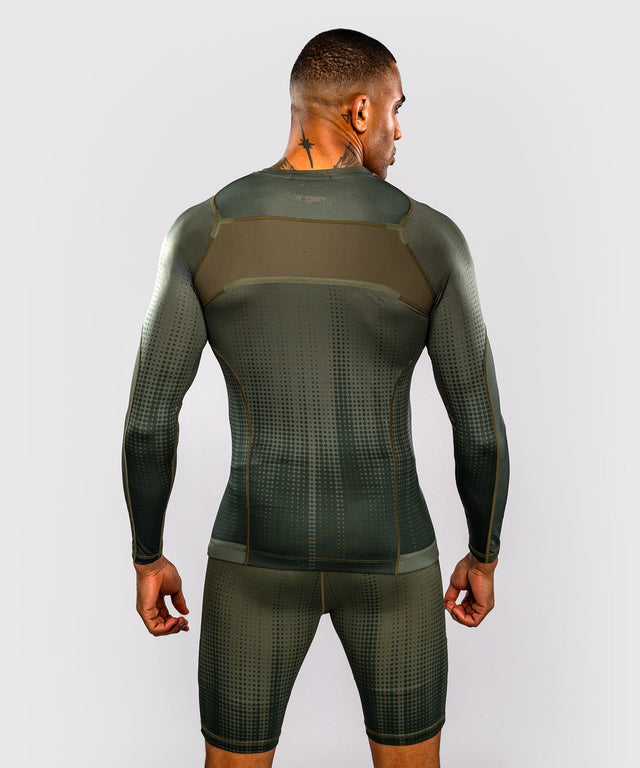Venum Rashguard Stealth Lange Mouwen – Khaki/Armeegreen