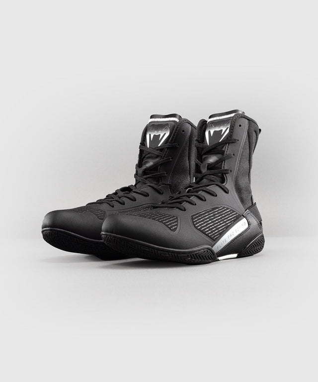 Chaussures de boxe Venum Elite Neo – Noir/Blanc
