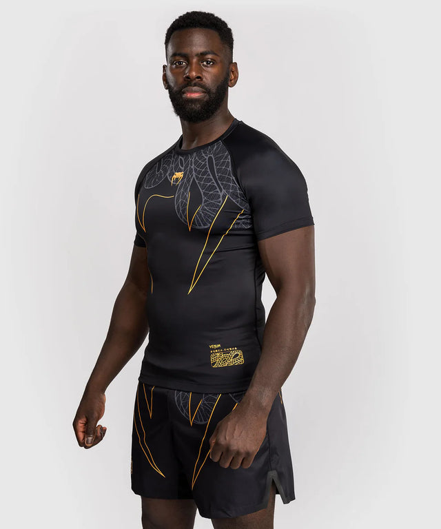 Venum Rashguard Kurzarm Serpenti – Schwarz