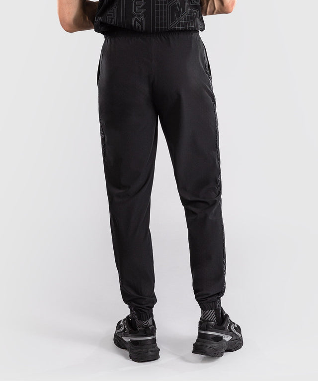 Pantaloni de antrenament Venum Karate Combat – Negru/Gri