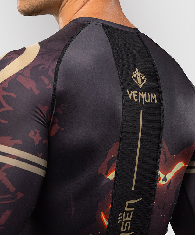 Rashguard Venum x Jujutsu Kaisen Sukuna – Negru/Bej