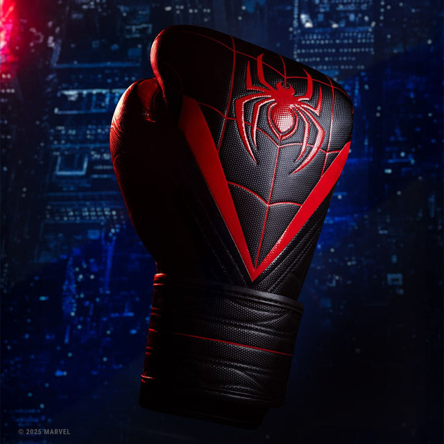 Gants de boxe Hayabusa x Marvel Miles Morales – Noir/Rouge
