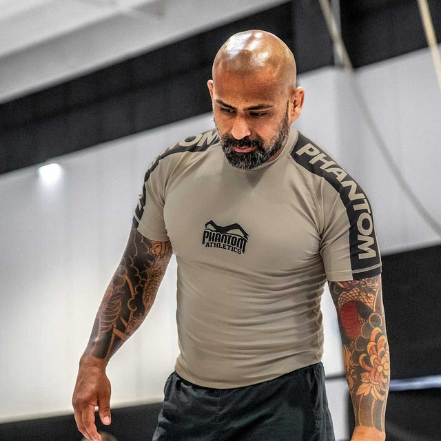 Phantom Athletics Rashguard EVO Apex Kurzarm – Sand