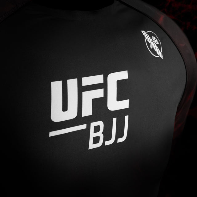 Rashguard-uri BJJ Hayabusa x UFC Mâneci Scurte – Negru/Roșu
