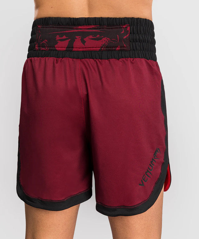 Pantaloncini da boxe Venum x Assassin's Creed Shadows – Bordeaux/Nero