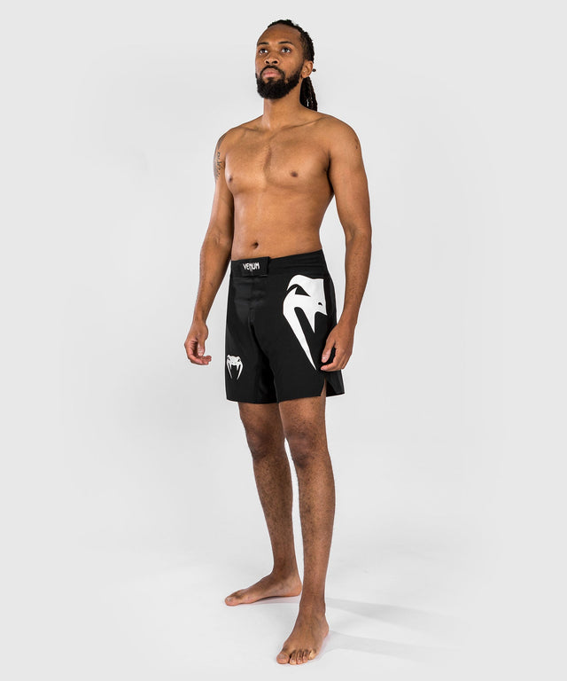 Venum MMA-shorts Light 5.0 – Sort/Hvid