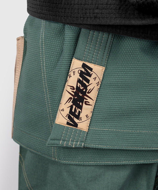 Kimono BJJ Venum Elite 5.0 – 450 – Verde pădure
