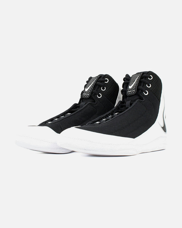 Nike Ringerschuhe Inflict 4 – Schwarz/Weiß
