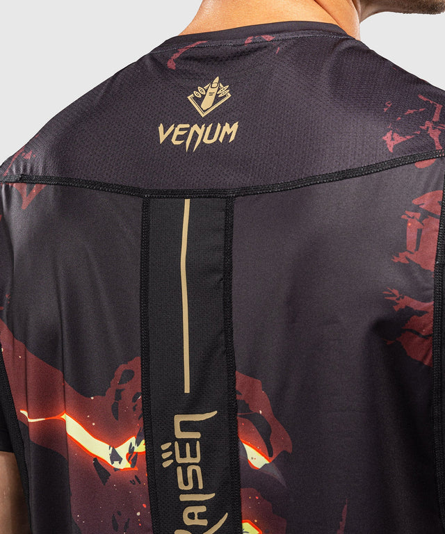 Venum T-Shirt x Jujutsu Kaisen Sukuna – Schwarz/Hellbeige