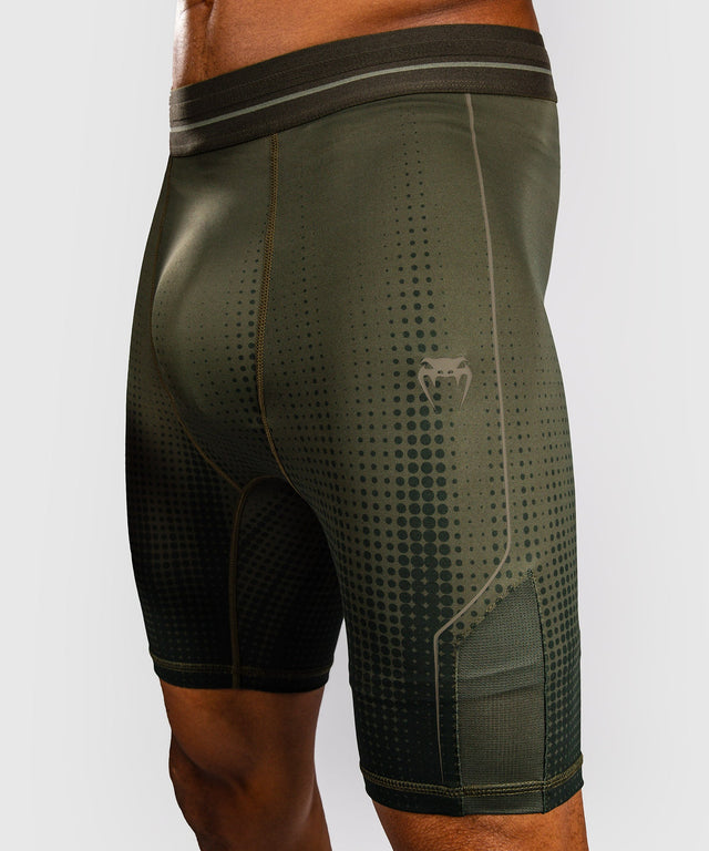 Shorts de MMA Venum Stealth – Kaki/Vert foncé