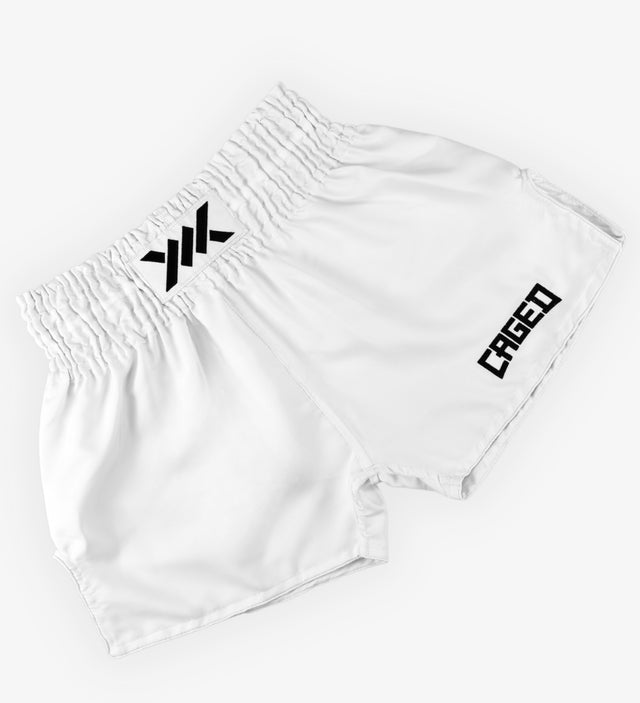 Caged Muay Thai shorts Classic – Hvid/Sort