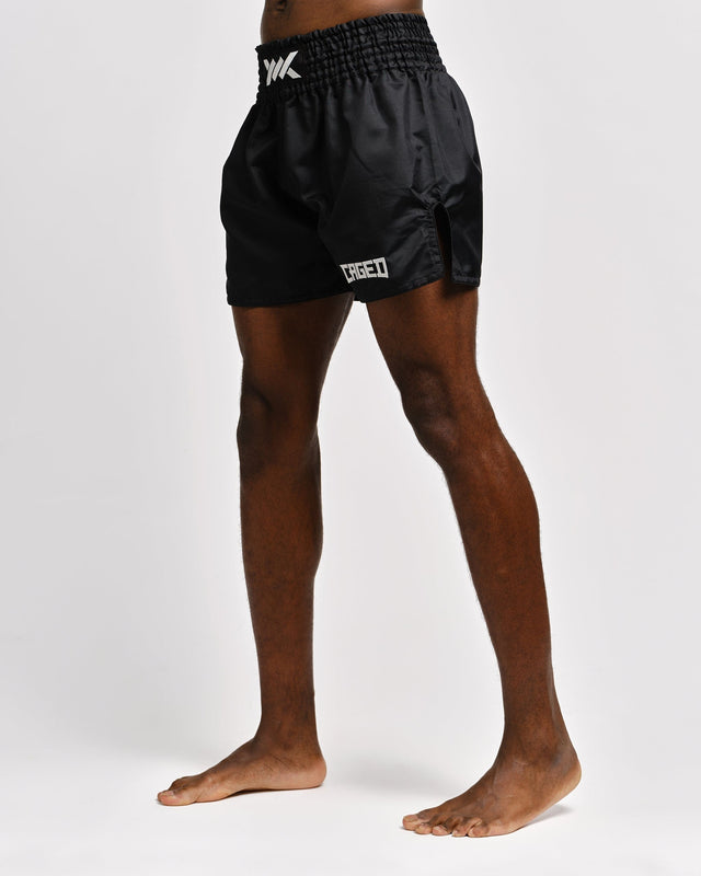 Caged Muay Thai shorts Classic – Sort/Hvid