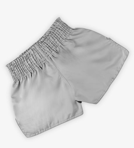 Pantaloni scurți Muay Thai Caged Classic – Gri deschis/Negru femei