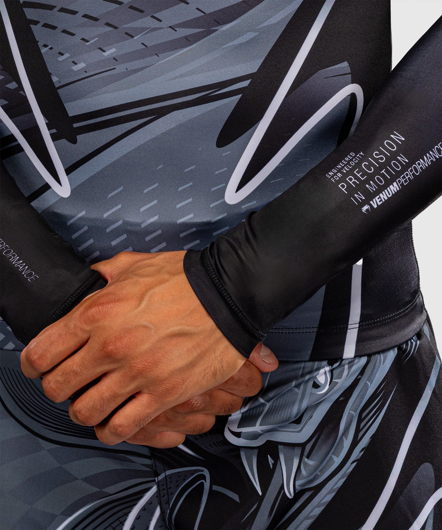 Venum Crimson Viper 2.0 Rashguard Long Sleeves – Black/Grey