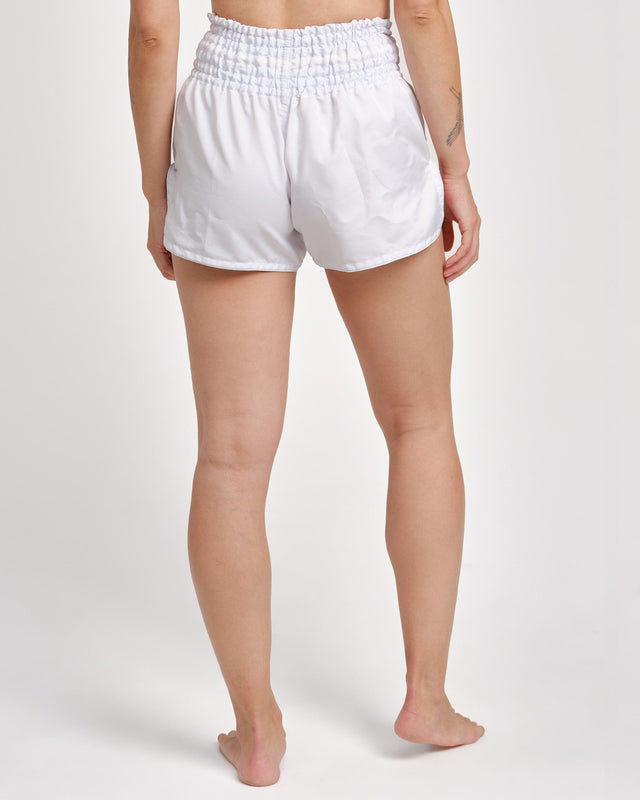 Caged Muay Thai shorts Classic - Hvid/Sort kvinde