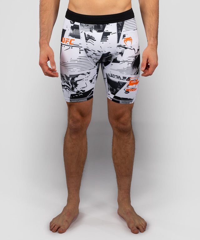 Venum UFC Kompressionsshorts Zenith Herr – Vit