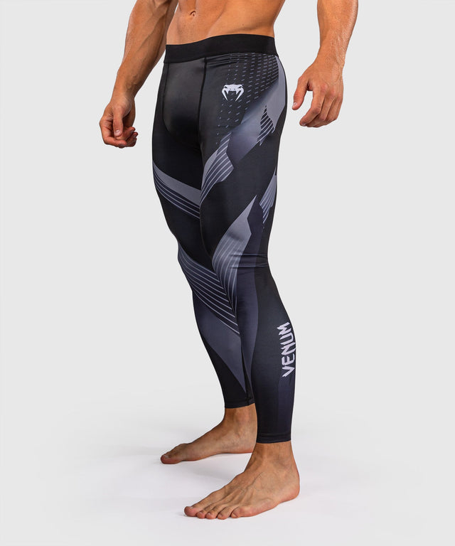 Pantaloncini a compressione Venum No-Gi 6.0 – Nero/Bianco