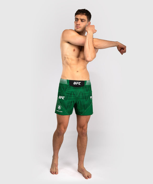 Shorts de MMA Venum UFC Zenith – Vert