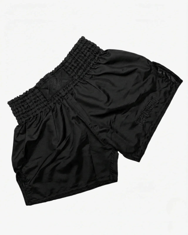 Caged Muay Thai shorts Classic – Sort/Sort kvinde