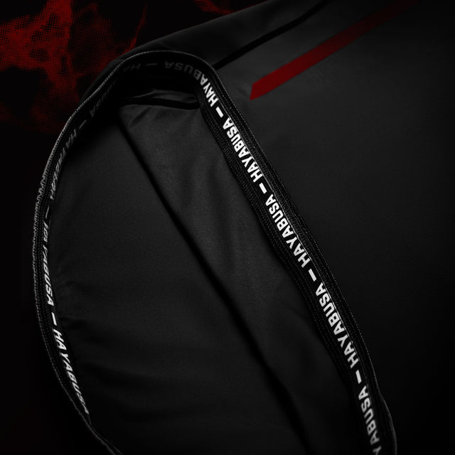 Rashguard-uri BJJ Hayabusa x UFC Mâneci Scurte – Negru/Roșu