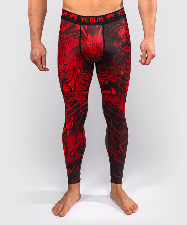 Pantaloncini a compressione Venum Wolf Atak – Nero/Rosso