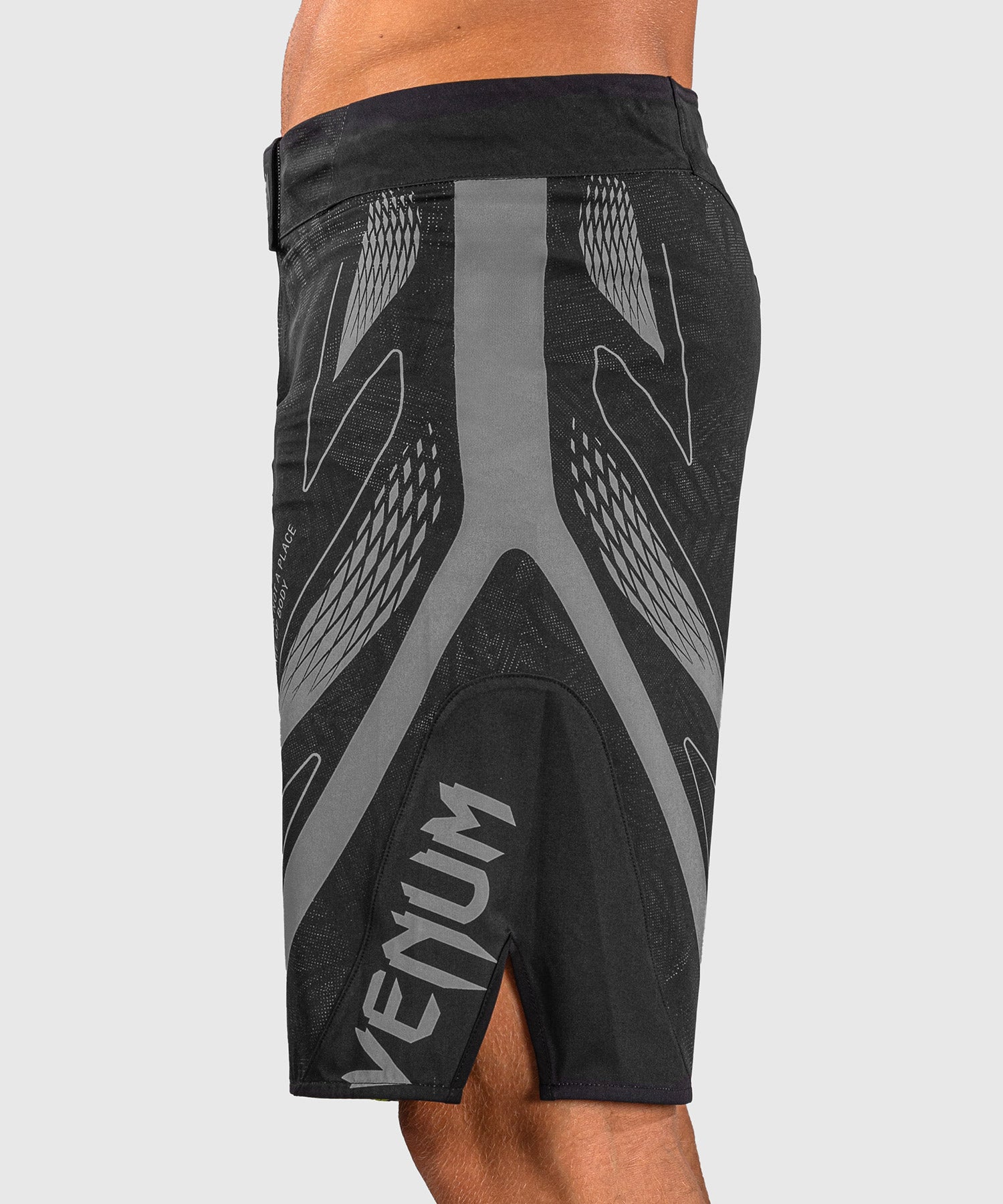 Venum MMA-shorts Amazonia Reborn – Sort/Grå