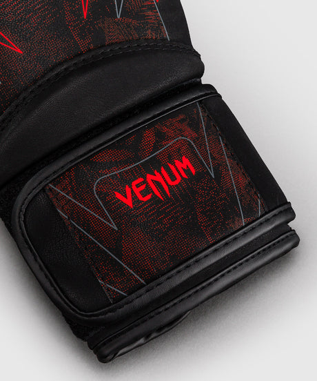 Guantoni da boxe Venum Impact Amazonia Reborn – Nero/Rosso