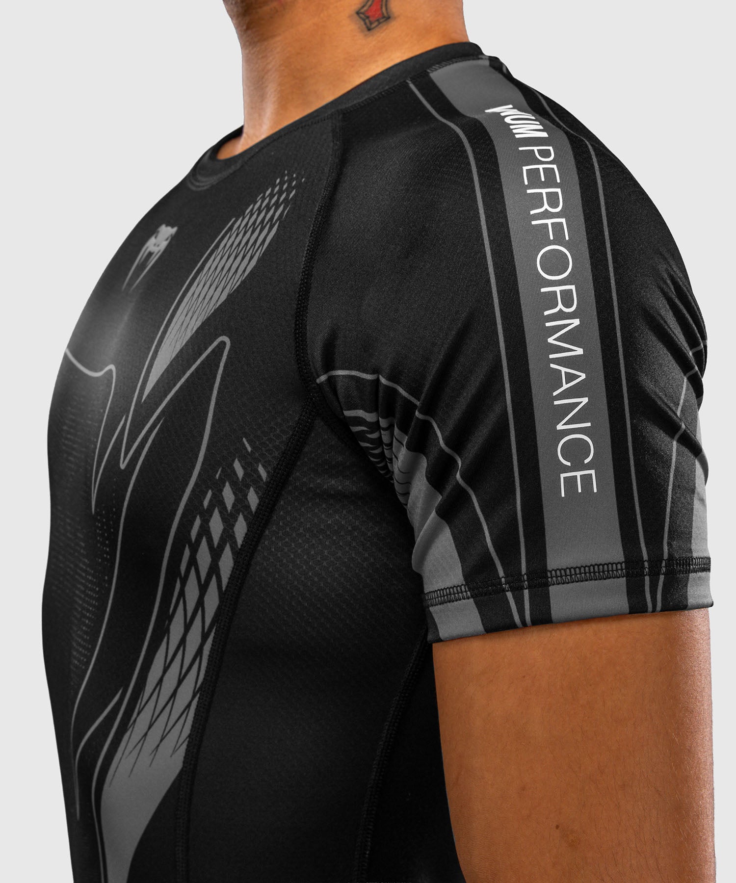 Venum Rashguard Amazonia Reborn Kurzarm – Schwarz/Grau