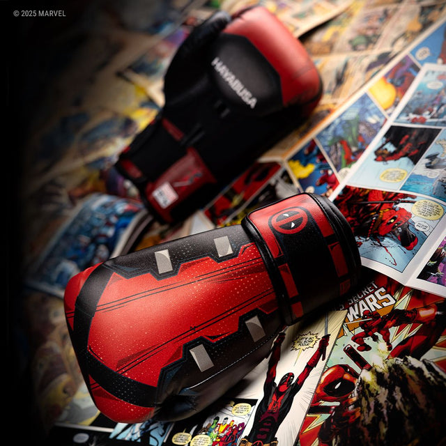 Hayabusa x Marvel Boksehandsker Deadpool - Rød/Sort