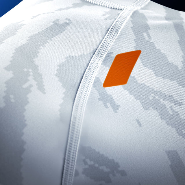 Rashguard Hayabusa Apex Vantage Manga Larga Mujer – Blanco