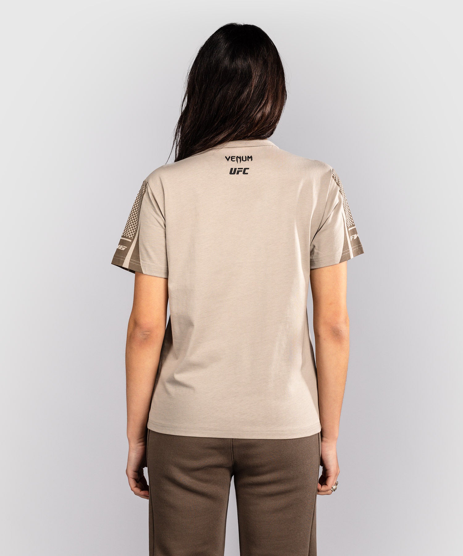 T-shirt Venum UFC Unity Mulher – Areia