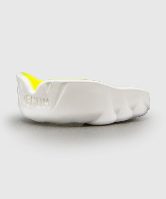 Protector bucal Venum Challenger – Blanco/Amarillo