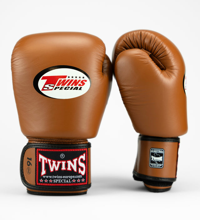 Twins Boxhandschuhe BGVL3 – Retro Braun