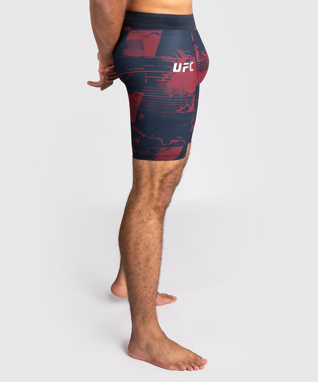 Venum UFC MMA-Shorts Zenith – Marineblau/Bordeauxrot/Silber