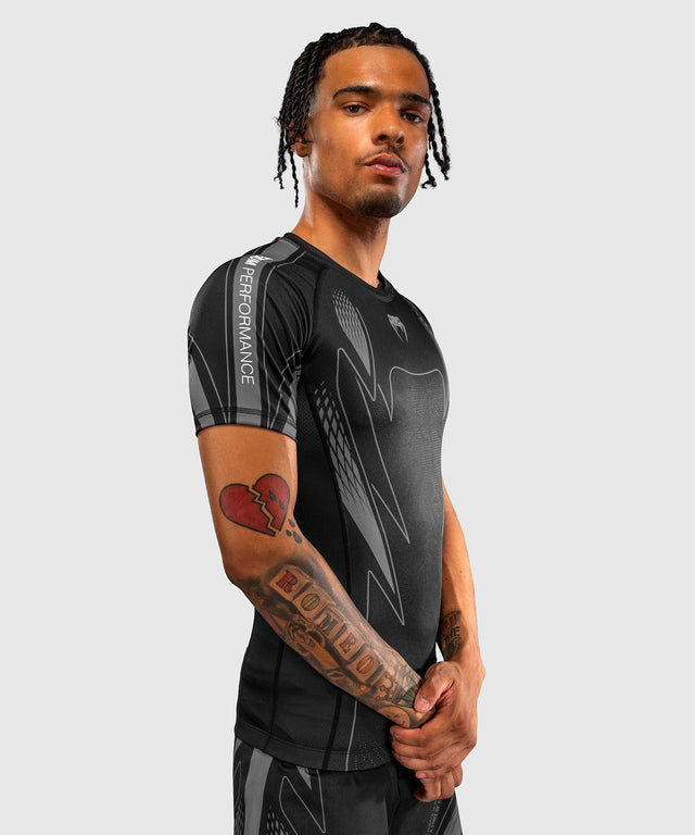 Venum Rashguard Amazonia Reborn Kurzarm – Schwarz/Grau