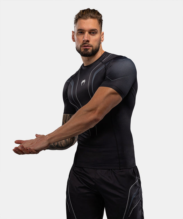 Venum Rashguard Streamline Korte Mouwen – Sort/Hvid