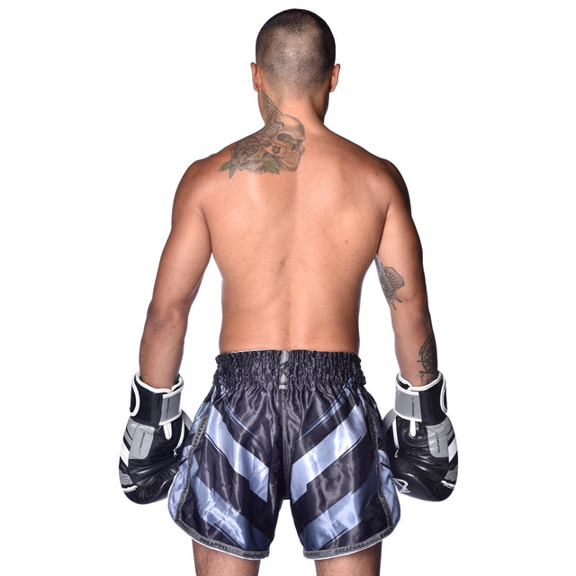 Shorts de Muay Thai 8 WEAPONS Shift – Noir mat