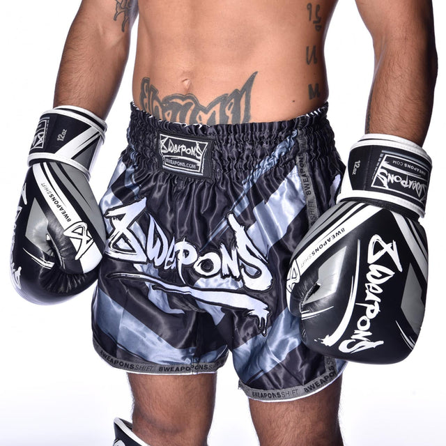 Shorts de Muay Thai 8 WEAPONS Shift – Noir mat