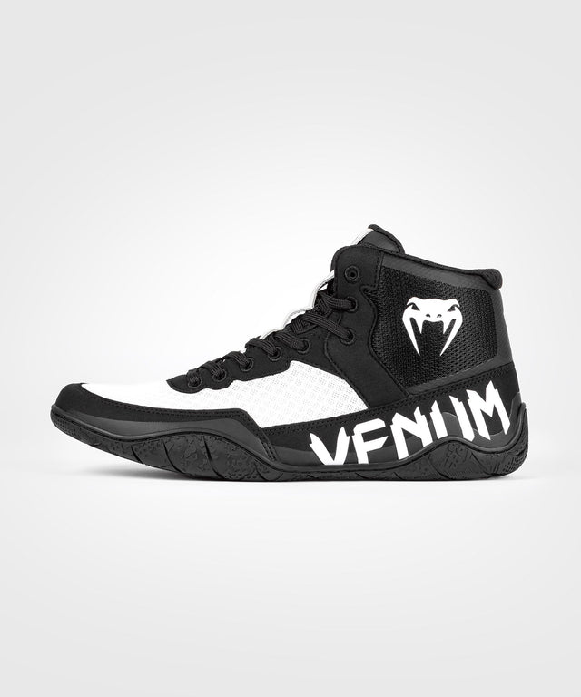 Botas de lucha Venum Elite – Negro/Blanco