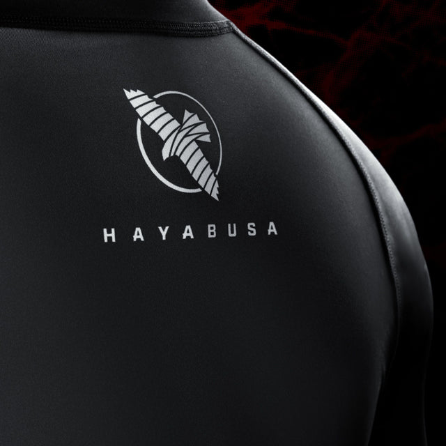 Rashguard Hayabusa x UFC BJJ Mangas Curtas Mulher – Preto/Vermelho