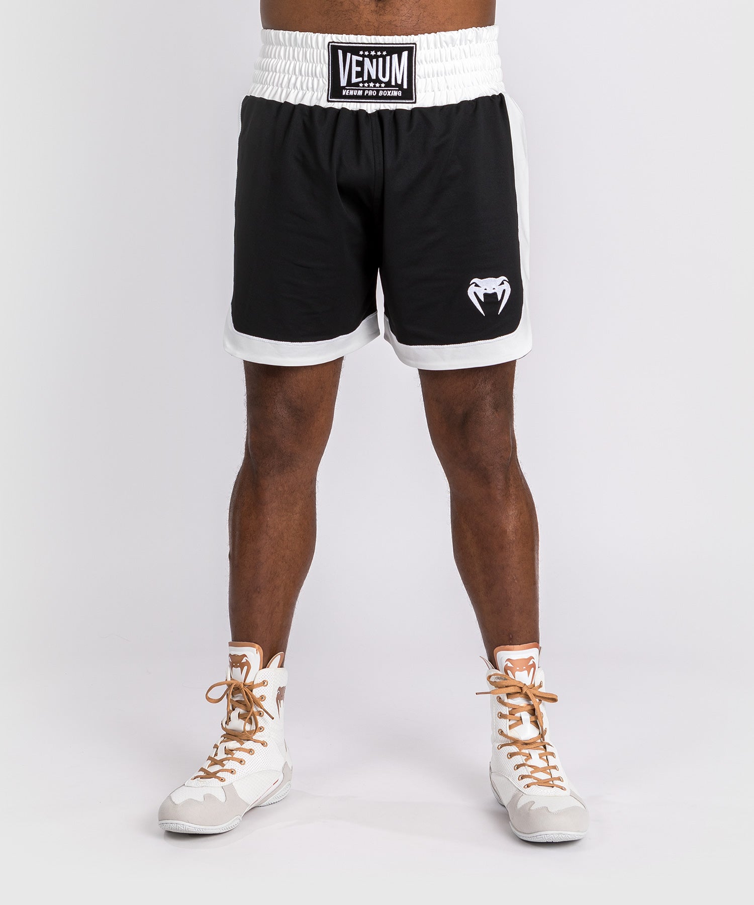 Venum Bokseshorts Classic – Sort/Hvid