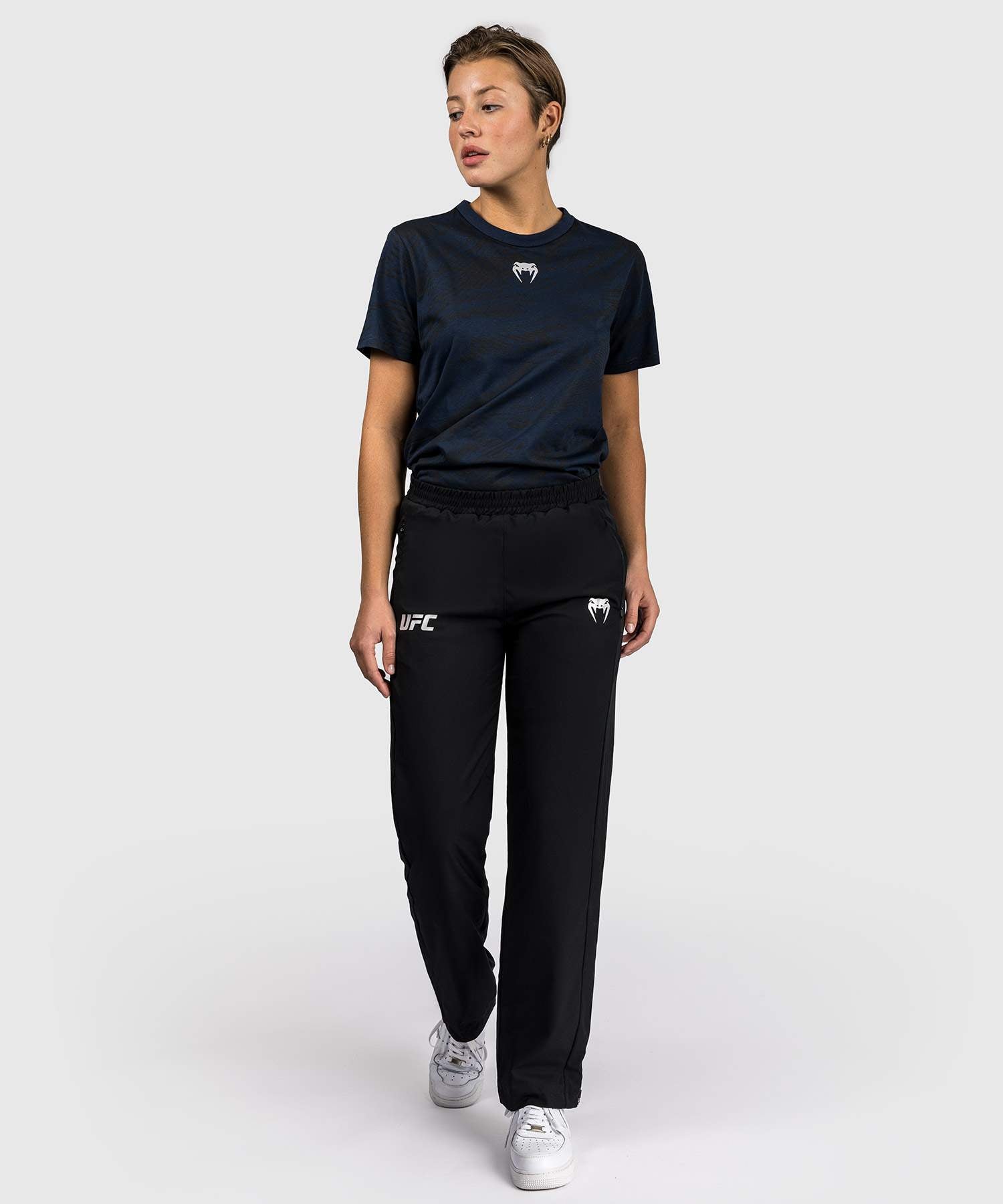 Pantalones de entrenamiento Venum UFC Straight Leg Fusion Fight Week para mujer – Negro