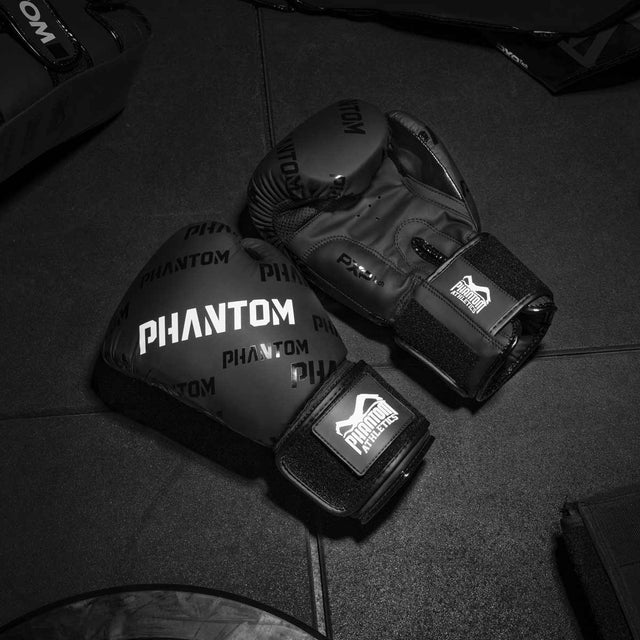 Luvas de boxe Phantom Athletics Velcro – Preto/Branco