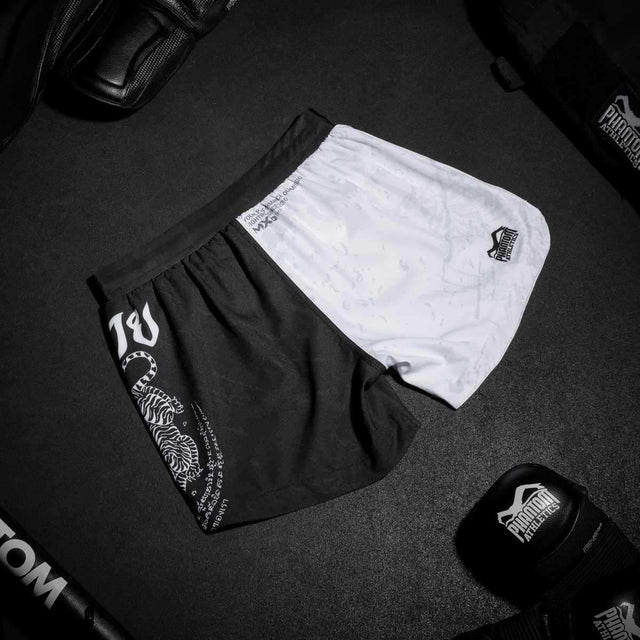 Phantom Athletics Muay Thai shorts Fusion - Sort/Hvid