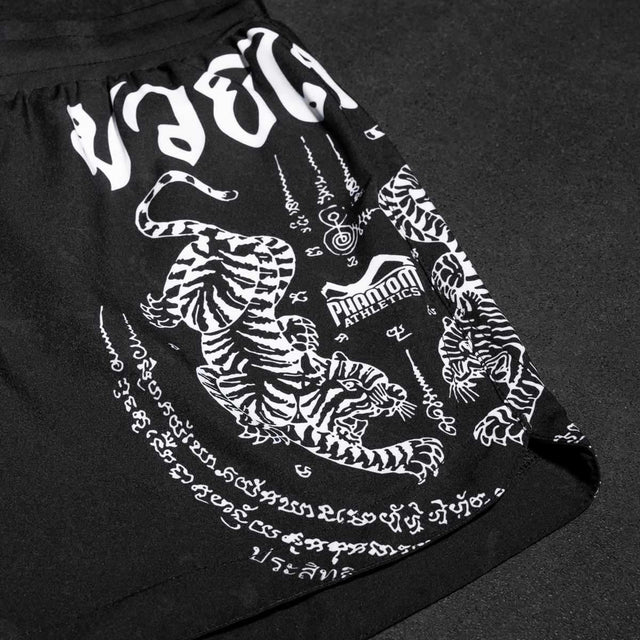 Phantom Athletics Muay Thai shorts Fusion - Sort/Hvid