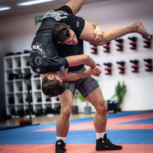 Phantom Athletics Rashguard EVO Serious - Sort