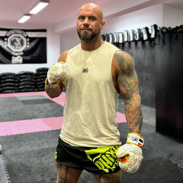 Luvas de sparring MMA Phantom Athletics Muay Thai – Branco/Ouro