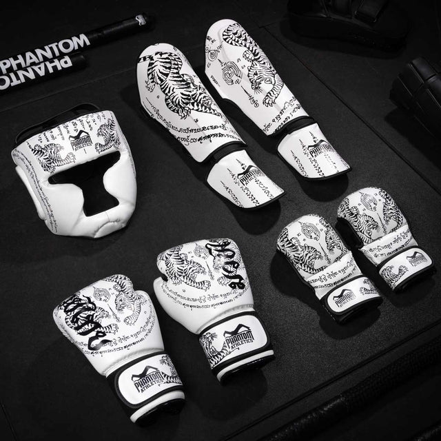 Gants de sparring MMA Phantom Athletics Muay Thai – Blanc