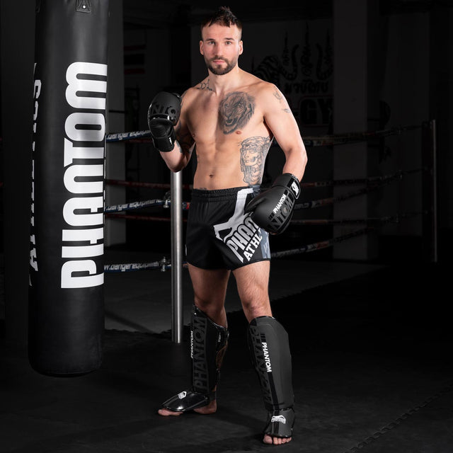 Chrániče holení Phantom Athletics APEX Striking – Černé